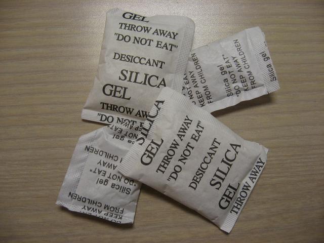 What are those little packets in a box of new shoes?