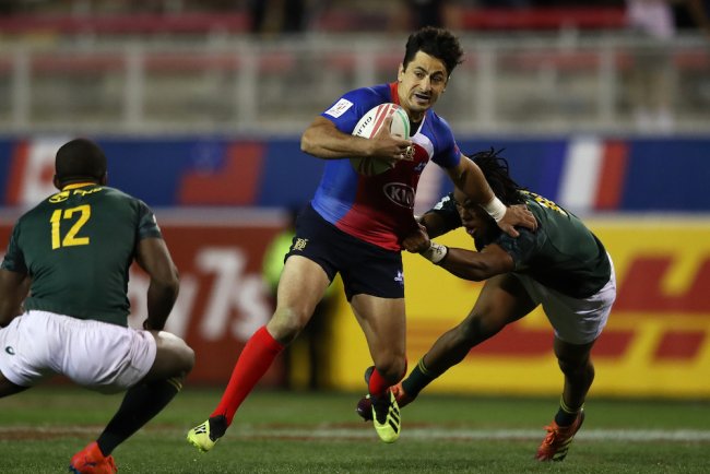 Chile, an invitational team at the USA Sevens drew 5-5 with South Africa in one of the highlights of the opening day of the three-day tournament. (Courtesy World Rugby)