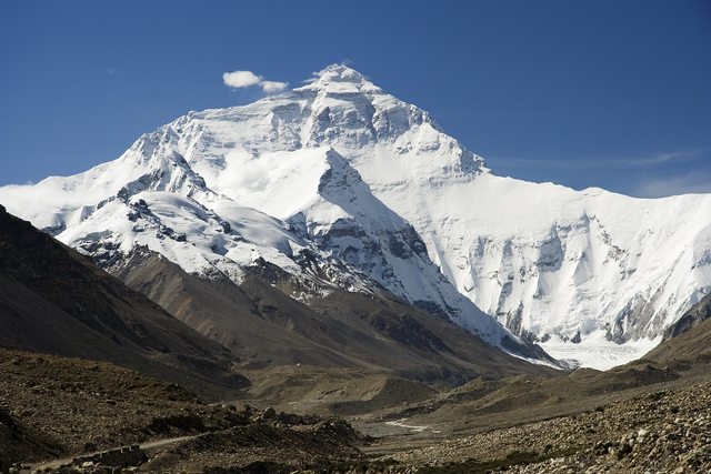 Mount Everest grows